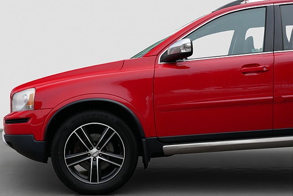 Volvo XC90 8 of 23