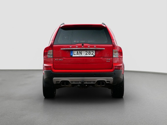 Volvo XC90 6 of 23