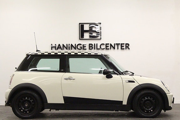 MINI One 4 of 17