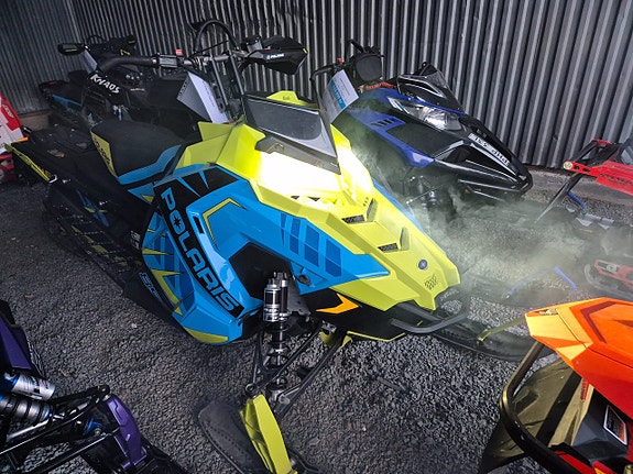 Polaris 850  SKS 146