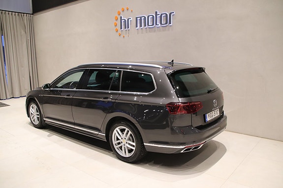 Volkswagen Passat 4 of 5