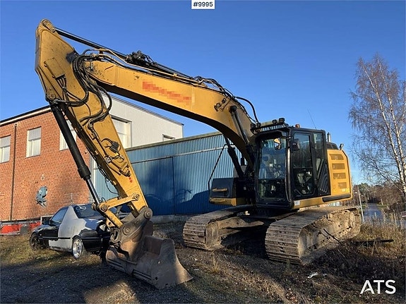CAT 320E LRR Grävmaskin med rotor (620,000:- ex moms)