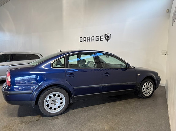 Volkswagen Passat 5 of 5