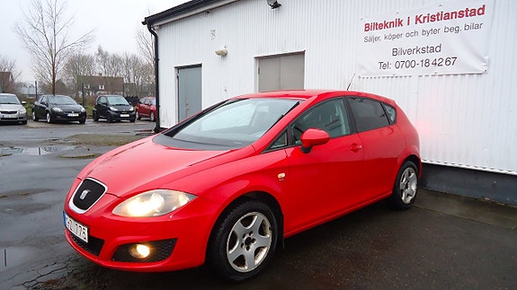 Seat Leon 2 of 5