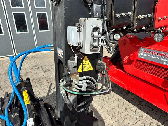 Manitou MRT 2150 Manitou MRT 2150P+ 11 of 30