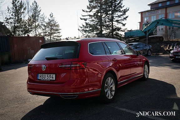 Volkswagen Passat 4 of 5