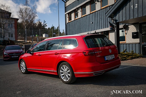 Volkswagen Passat 6 of 19