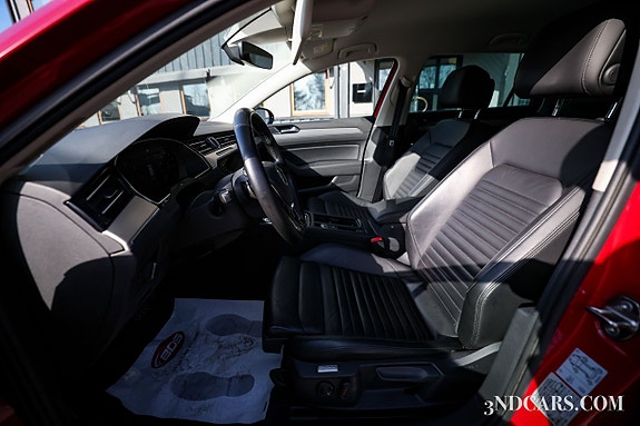 Volkswagen Passat 8 of 19
