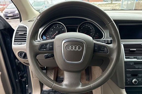 Audi Q7 16 of 20