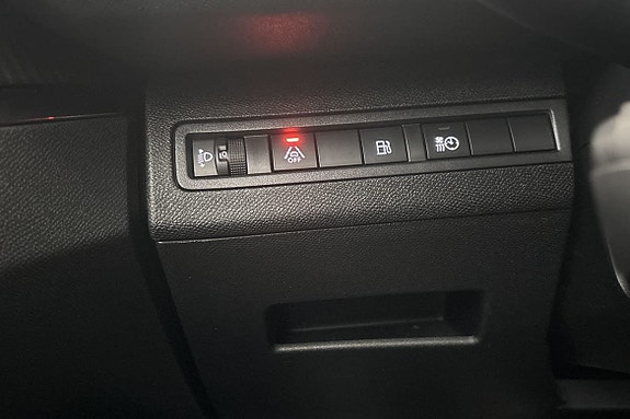 Peugeot 3008 16 of 19