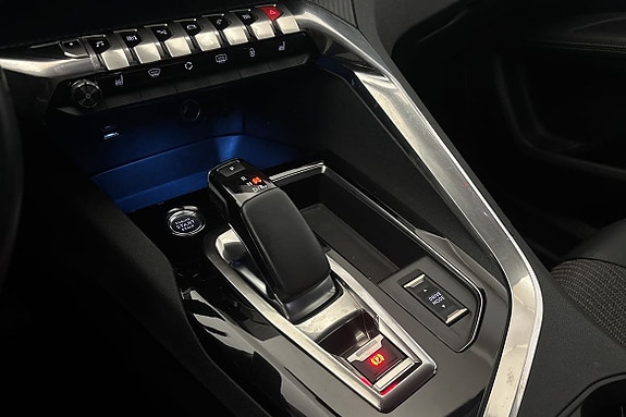 Peugeot 3008 13 of 19