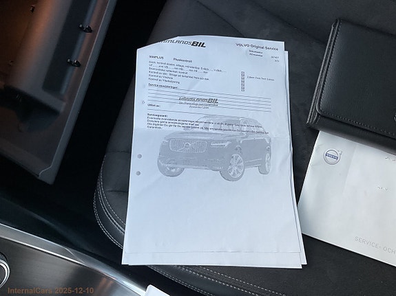 Volvo XC60 30 of 30
