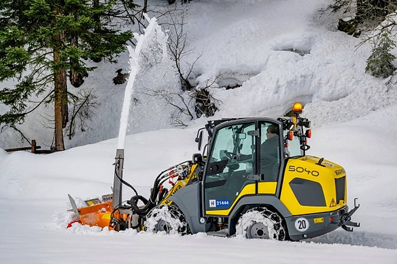 Kramer 5045 / 2,5 tons lastare / 30km / lyfter stenpall