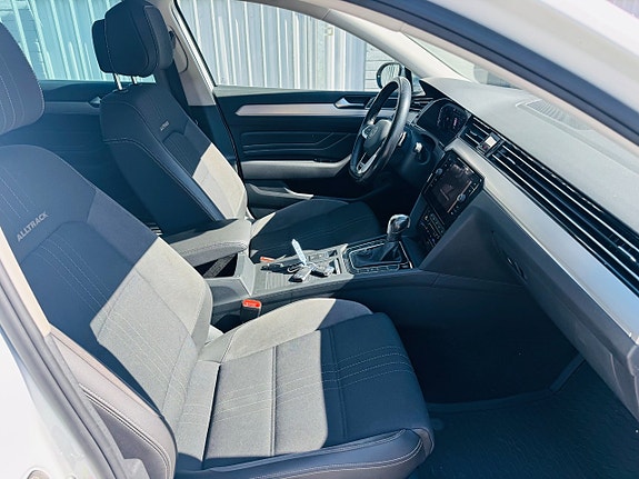 Volkswagen Passat 5 of 5