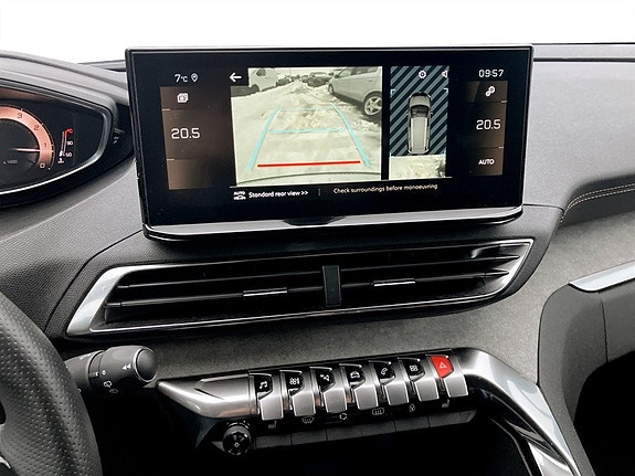 Peugeot 5008 10 of 16