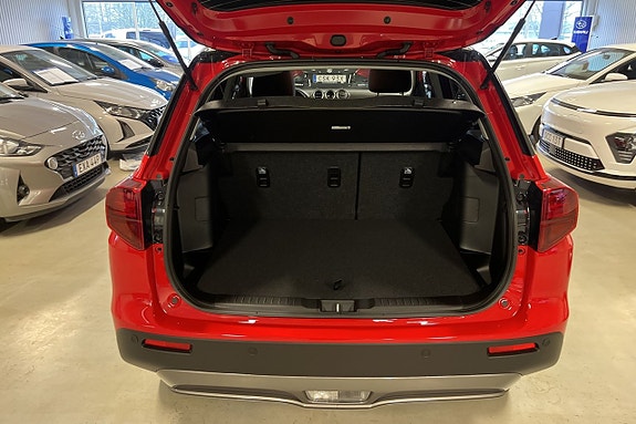 Suzuki Vitara 12 of 12