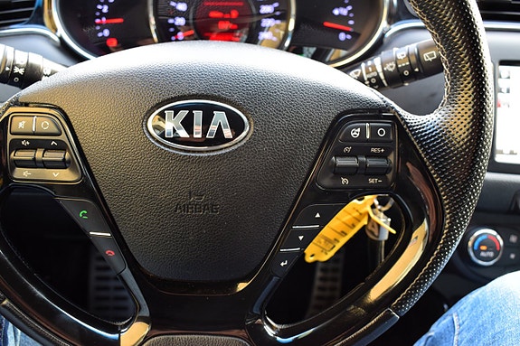 Kia Ceed 8 of 10
