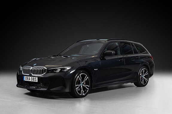 BMW 330e