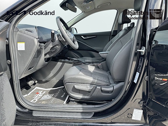 Kia Niro 8 of 14