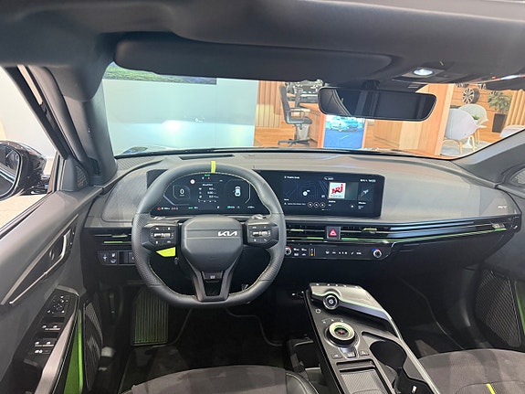 Kia EV6 6 of 15
