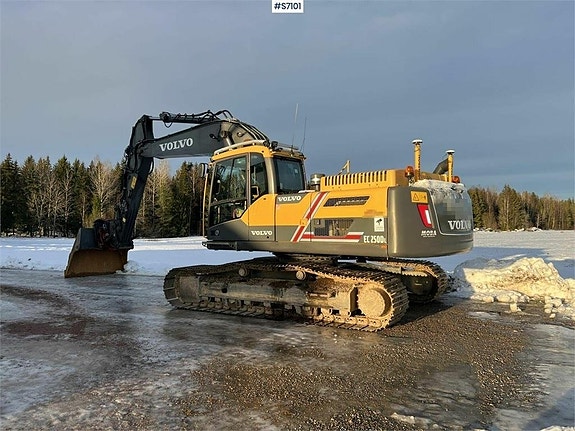 Bandgrävare Volvo EC 250 DL med GPS system (799,000:- ex mom