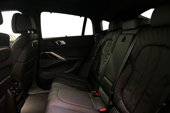BMW X6 11 of 17