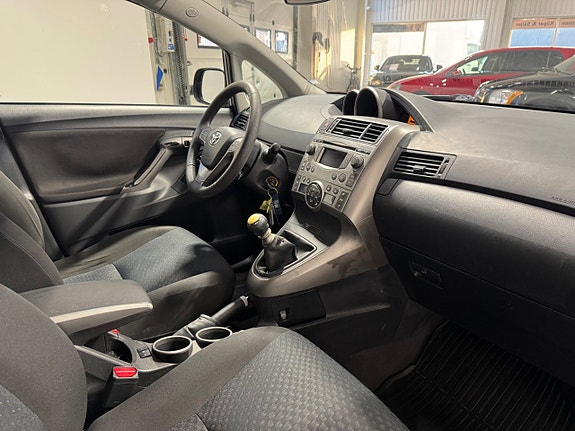 Toyota Verso 16 of 22