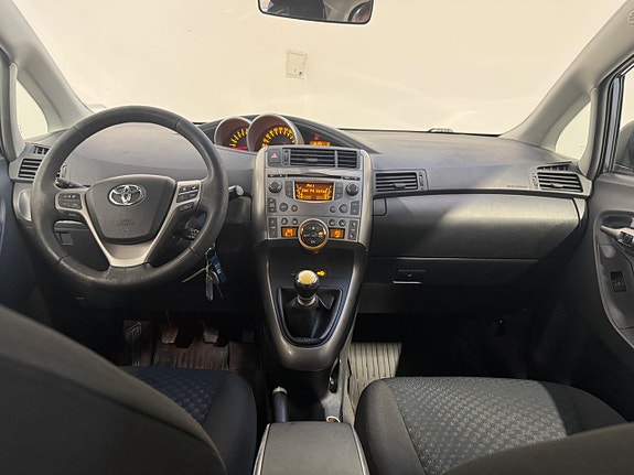 Toyota Verso 12 of 22