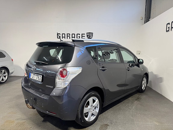 Toyota Verso 7 of 22