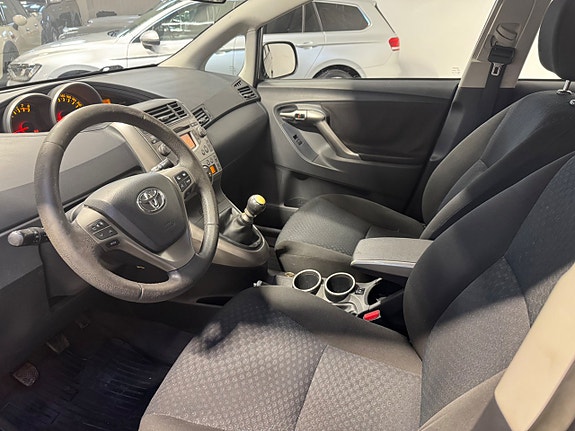 Toyota Verso 15 of 22