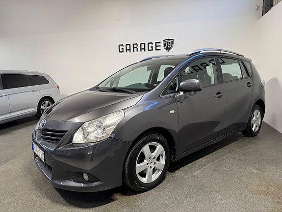 Toyota Verso 3 of 5