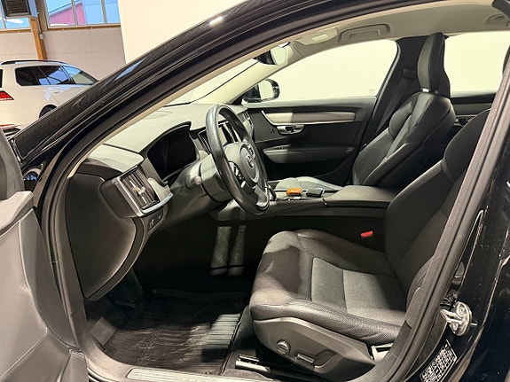Volvo V90 19 of 27