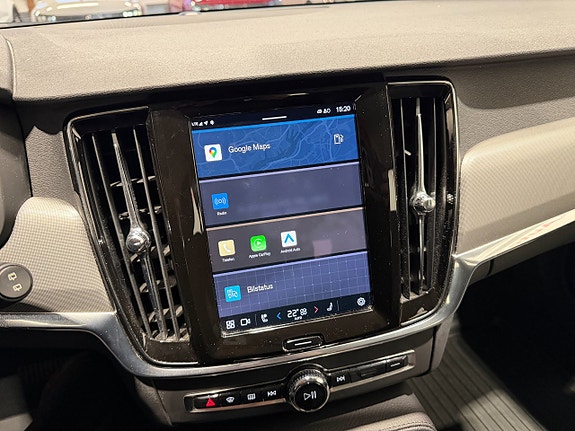 Volvo V90 23 of 27