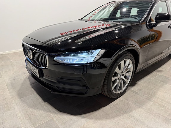 Volvo V90 10 of 27