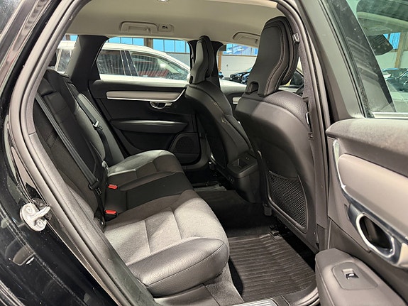 Volvo V90 15 of 27