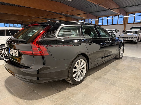 Volvo V90 6 of 27