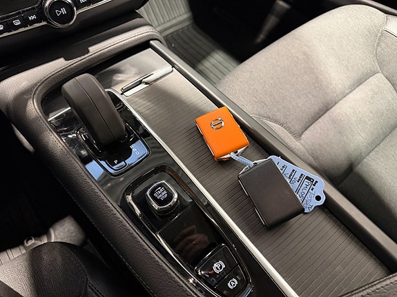 Volvo V90 26 of 27