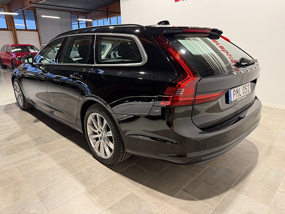 Volvo V90 4 of 5