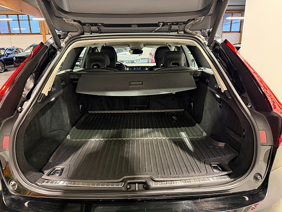 Volvo V90 12 of 27