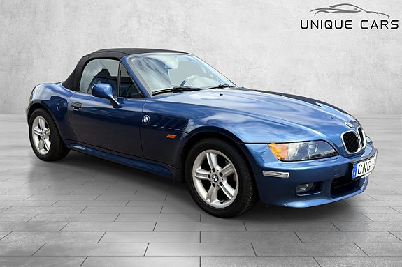BMW Z3 2 of 5