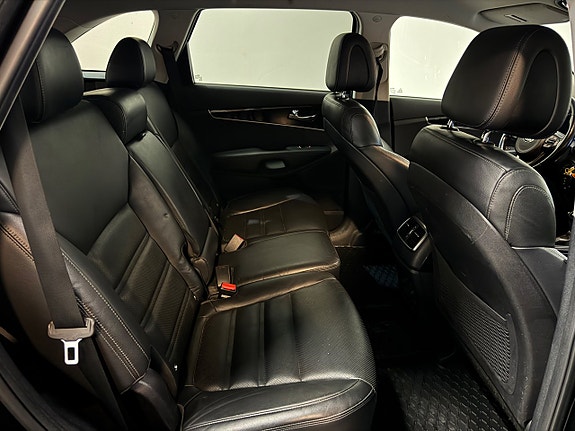 Kia Sorento 21 of 24