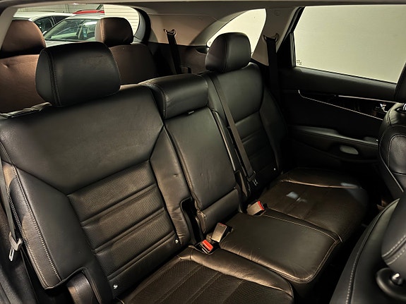 Kia Sorento 22 of 24