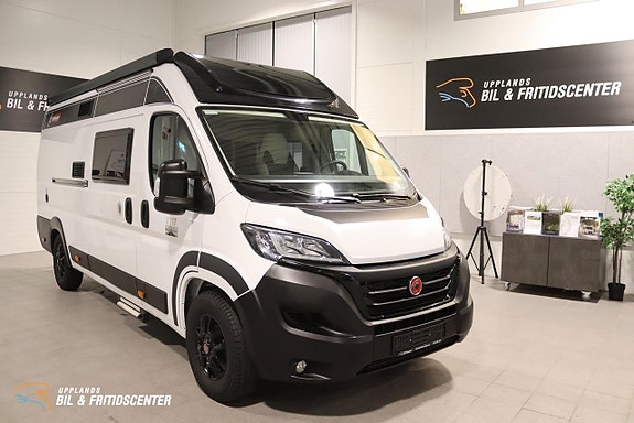 CHALLENGER V217 Långbäddar / Cykelställ / Solcell