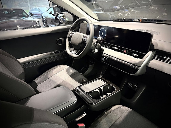 Hyundai Ioniq 5 5 of 15