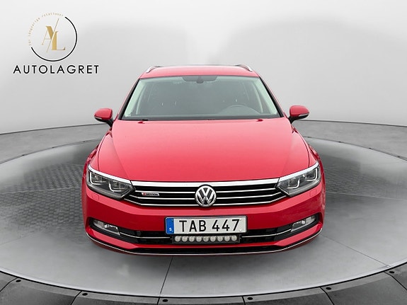 Volkswagen Passat 3 of 5