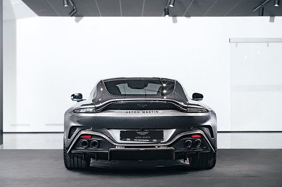 Aston Martin Vantage 2 of 5