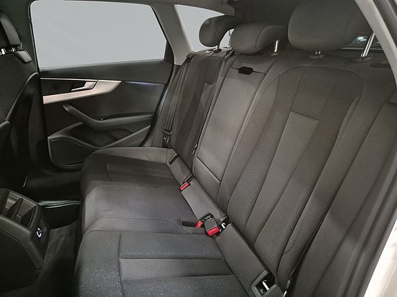 Audi A4 allroad 8 of 9