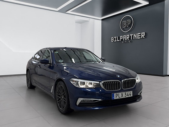 BMW 520d 3 of 5