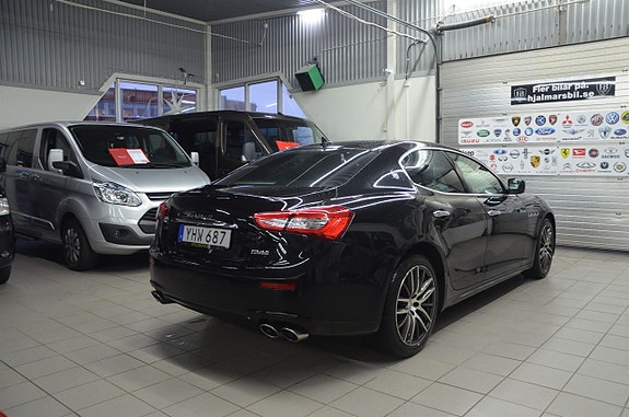 Maserati Ghibli 3 of 16