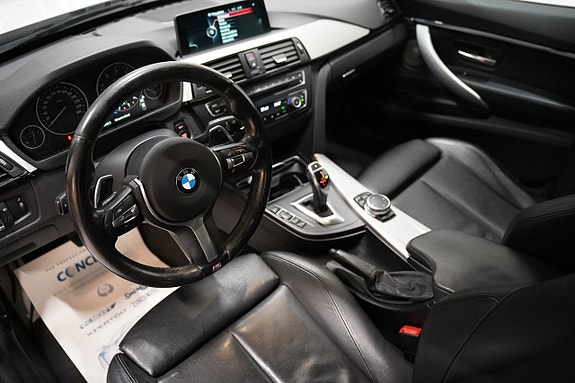 BMW 330d 5 of 5